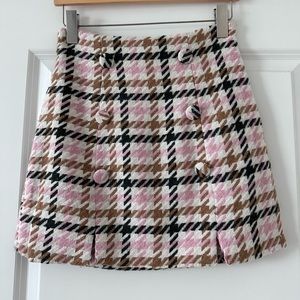 Adorable Forever 21 Houndstooth Checkered Skirt